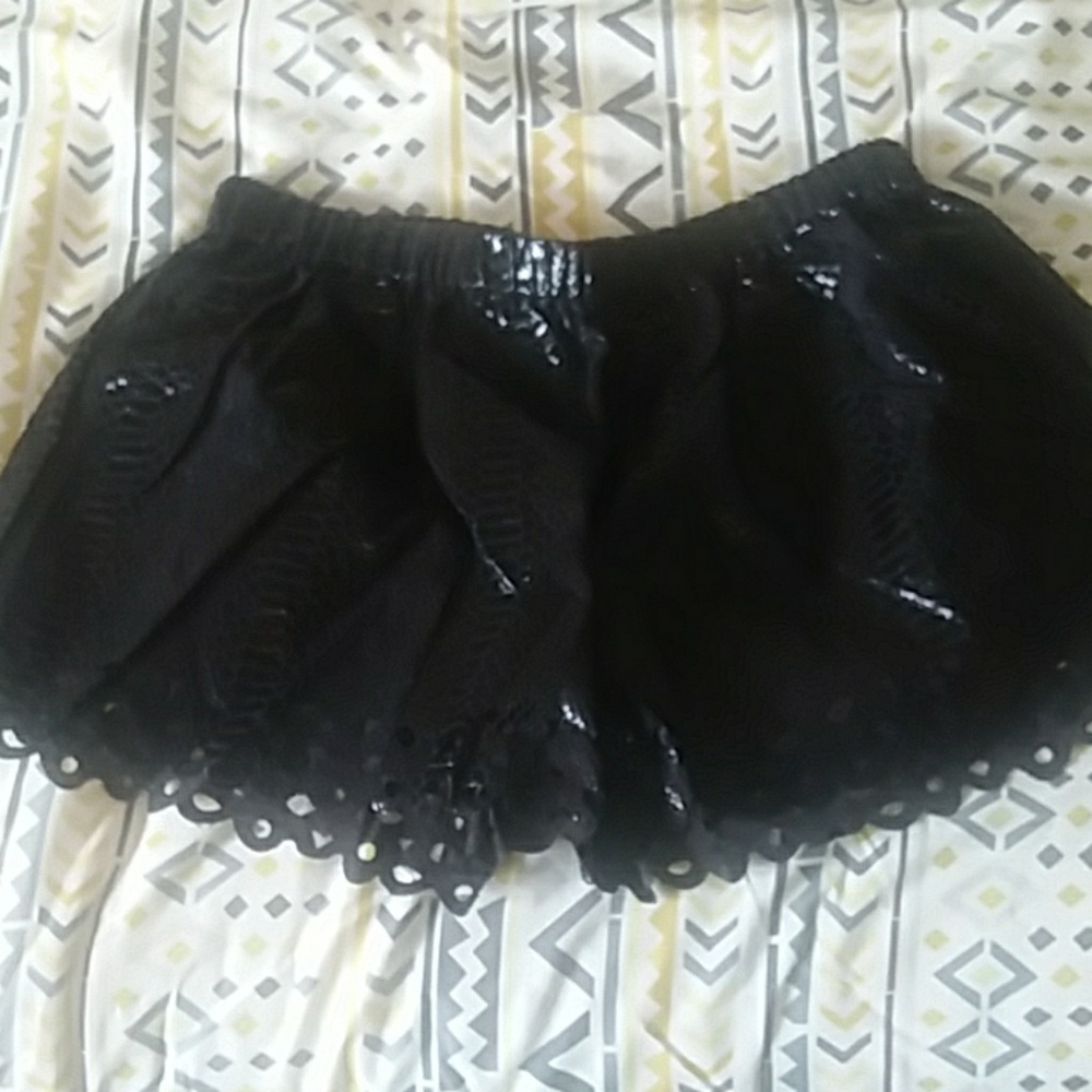 Shimmery bootie shorts